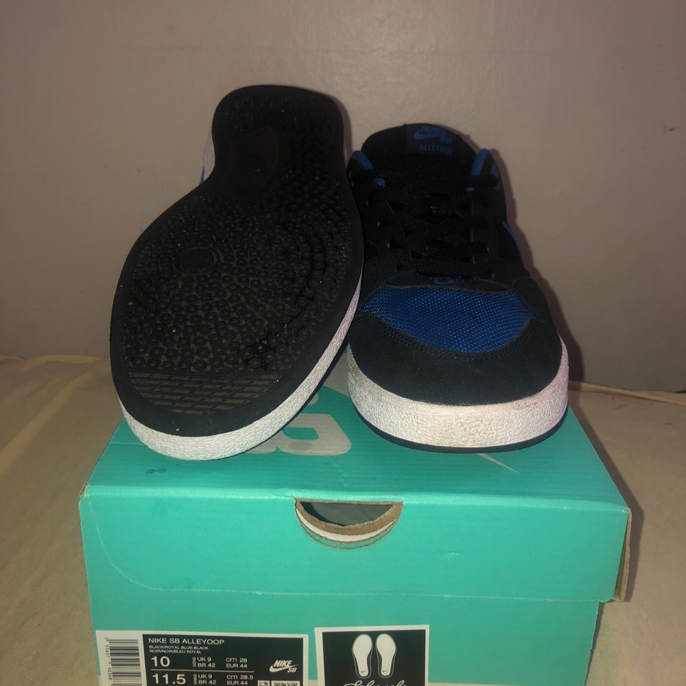 NIKE SB ALLEYOOP MEN 10